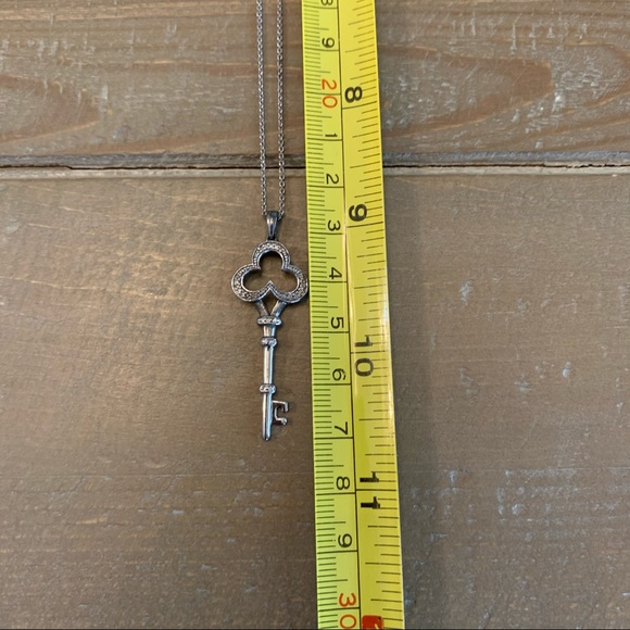 Diamond Key Pendant - Picture 9 of 10